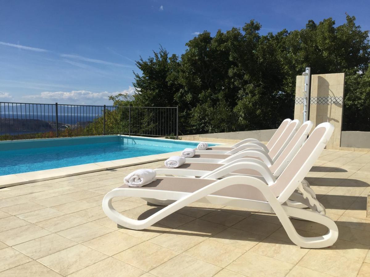 Holiday Home Aqua Smrika Luaran gambar